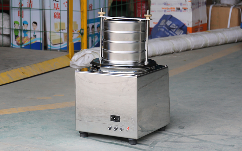 1680056773210350.jpg 粉体振动筛.jpg