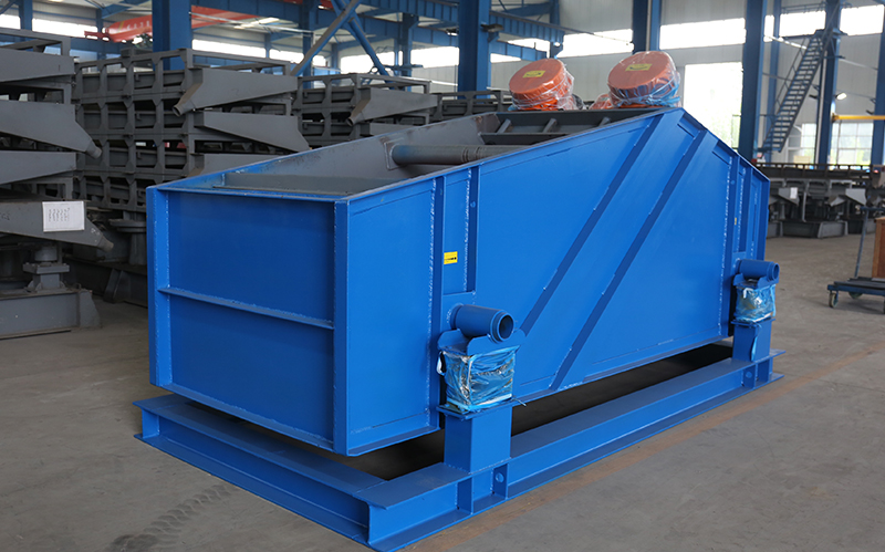 1680062466135725.jpg 振动筛.jpg